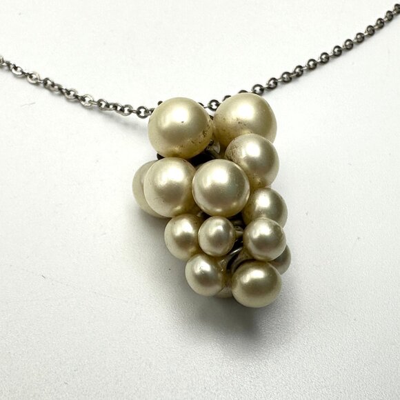 Vintage 1950s-60s Pearl Grape Cluster Pendant Necklace—Sterling Silver Chain—GUC - Picture 4 of 10